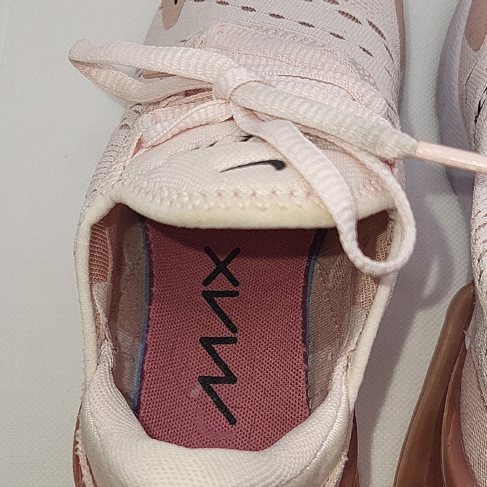 Nike Pink and White Air Max 270 Sneakers (Rare Color) - Picture 9 of 14